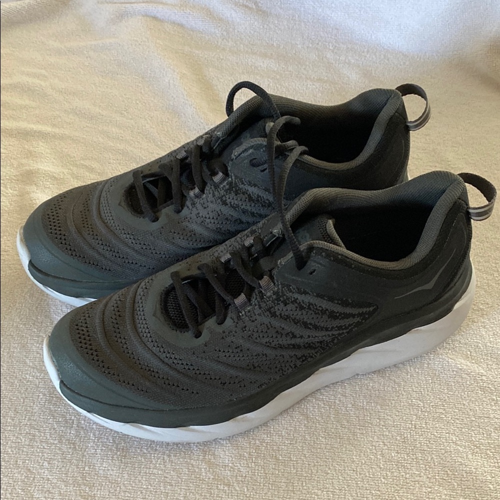 Hoka Wakasa Black & Dark Gray Like New